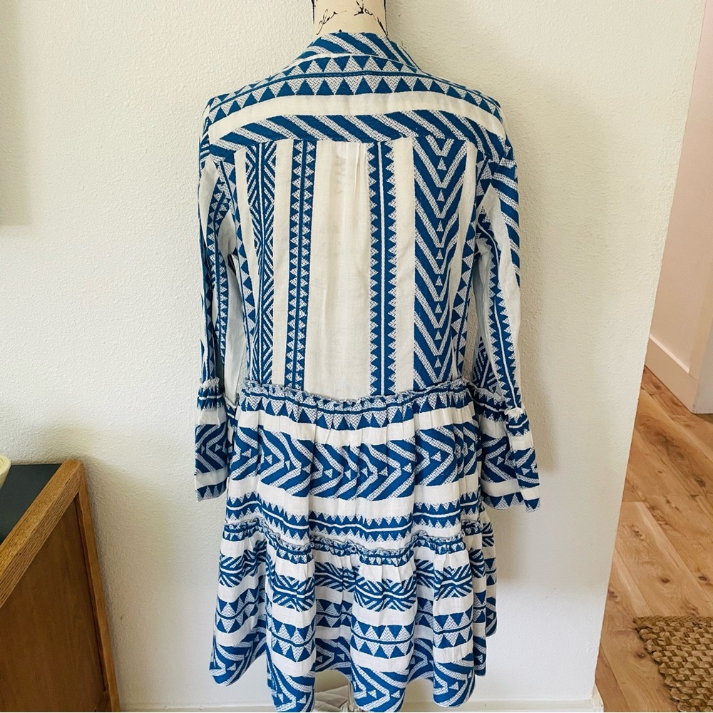 En creme Blue and White Mini Dress - Picture 9 of 13